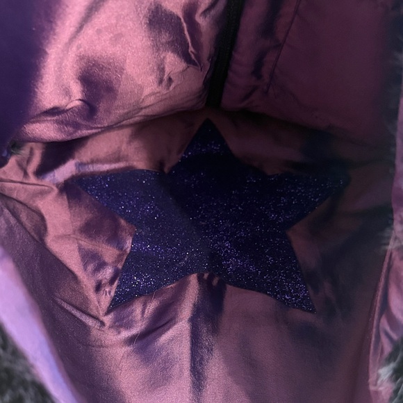 Children's Plush Faux Fur Vest - Midnight Black - Picture 3 of 3